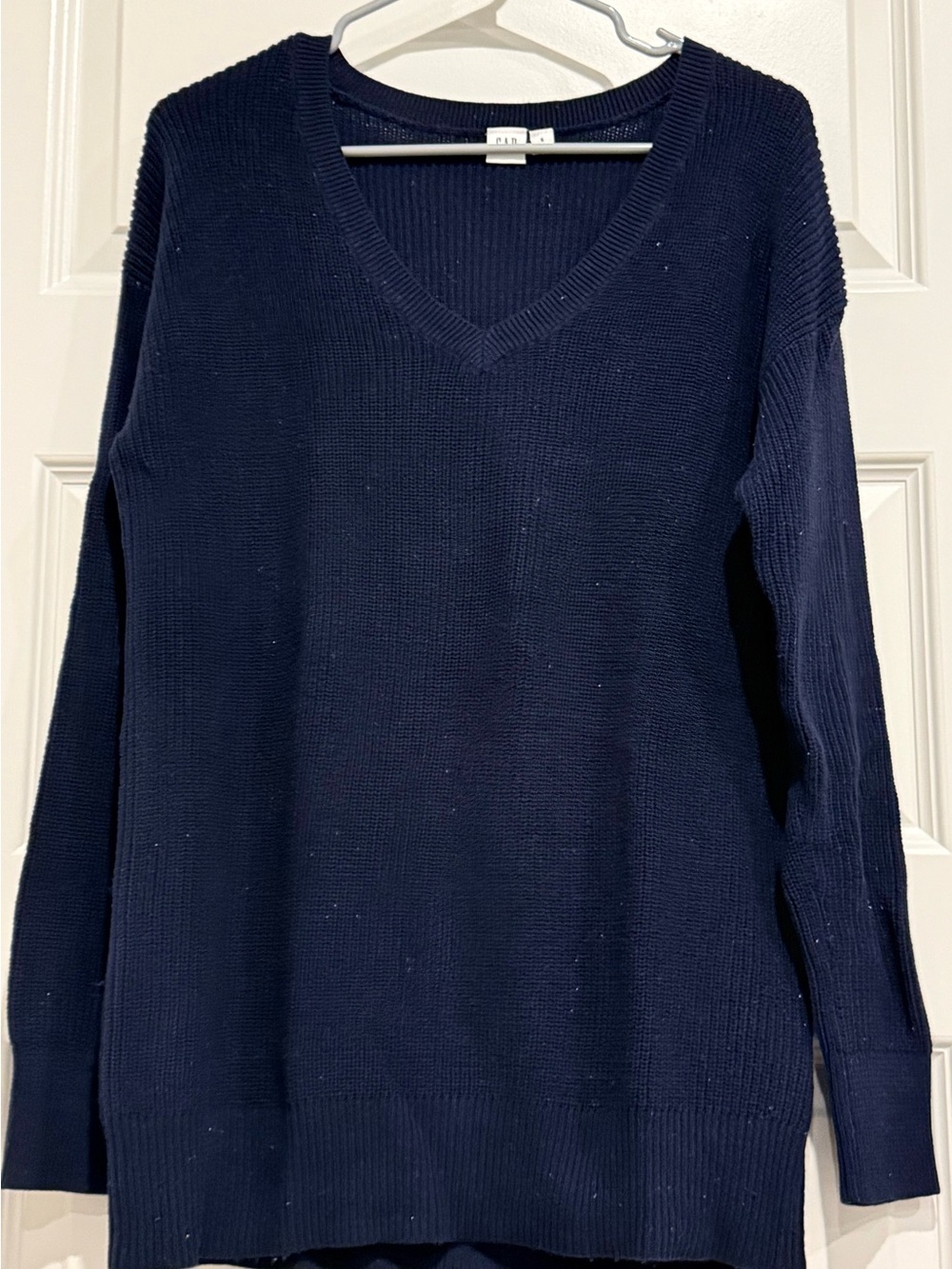 Gap Classic V-Neck Women's Sweater - Navy